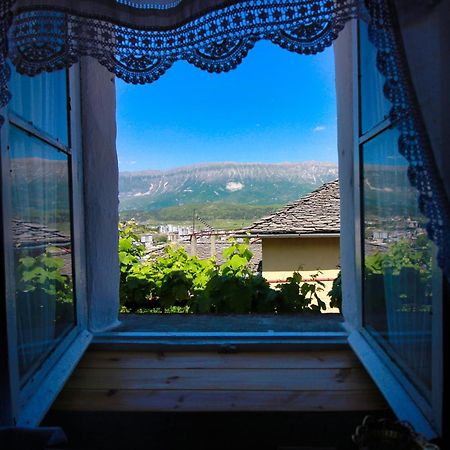 Guest House Denis ジロカストラ エクステリア 写真